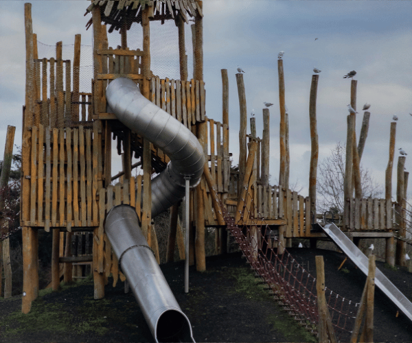 Abenteuerspielplatz Rabaukennest im Kurpark – Nesselwang